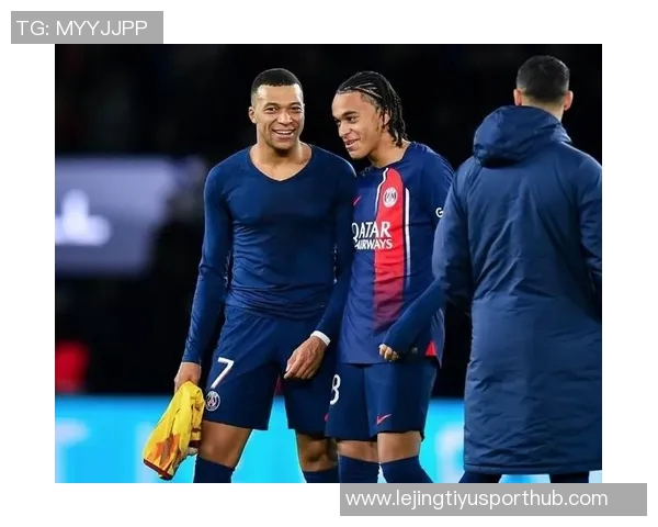 姆巴佩分享弟弟绝平巴黎庆祝瞬间感慨剧情太疯狂我的明星小弟真棒