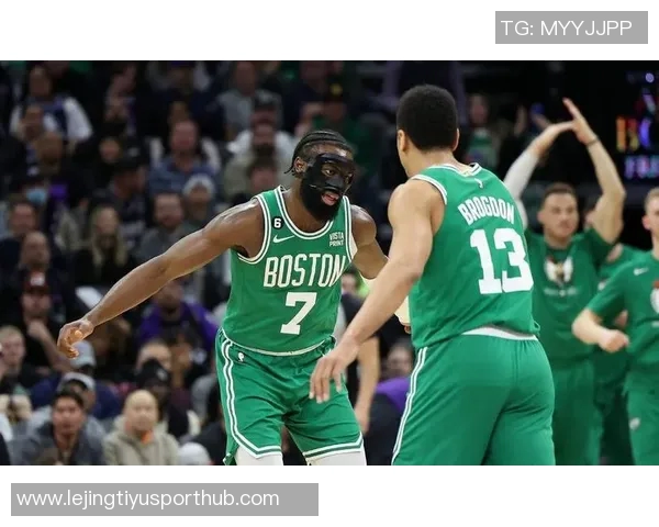 迈克布朗在勇士拓展进攻理念但坚实防守基础依然不可或缺